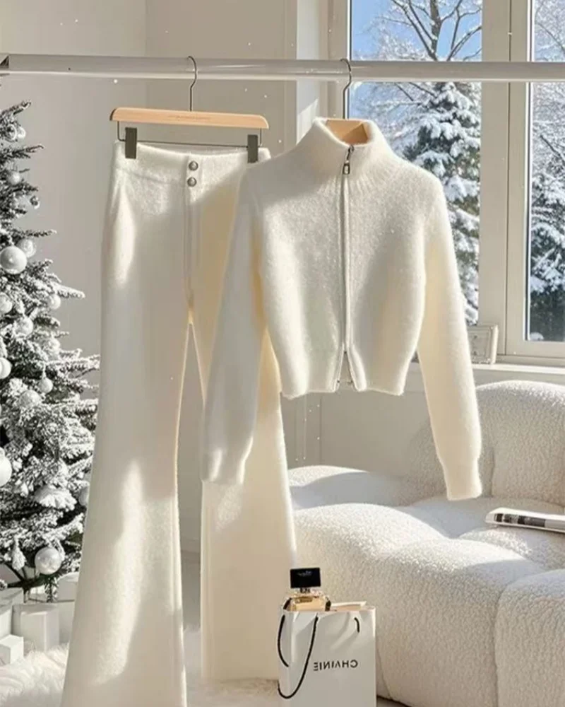 Girls' Winter Outfit High-end Unique Super Beautiful Small Fragrance Style White Sweater Pants Casual Two-piece Set