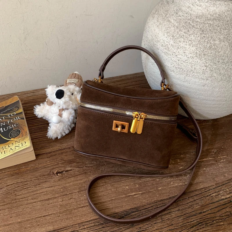 

Elegant Women's Leather Crossbody Bag, Luxury Brand Shoulder Bag For Ladies, Famous Designer Handbag Fashion Statement