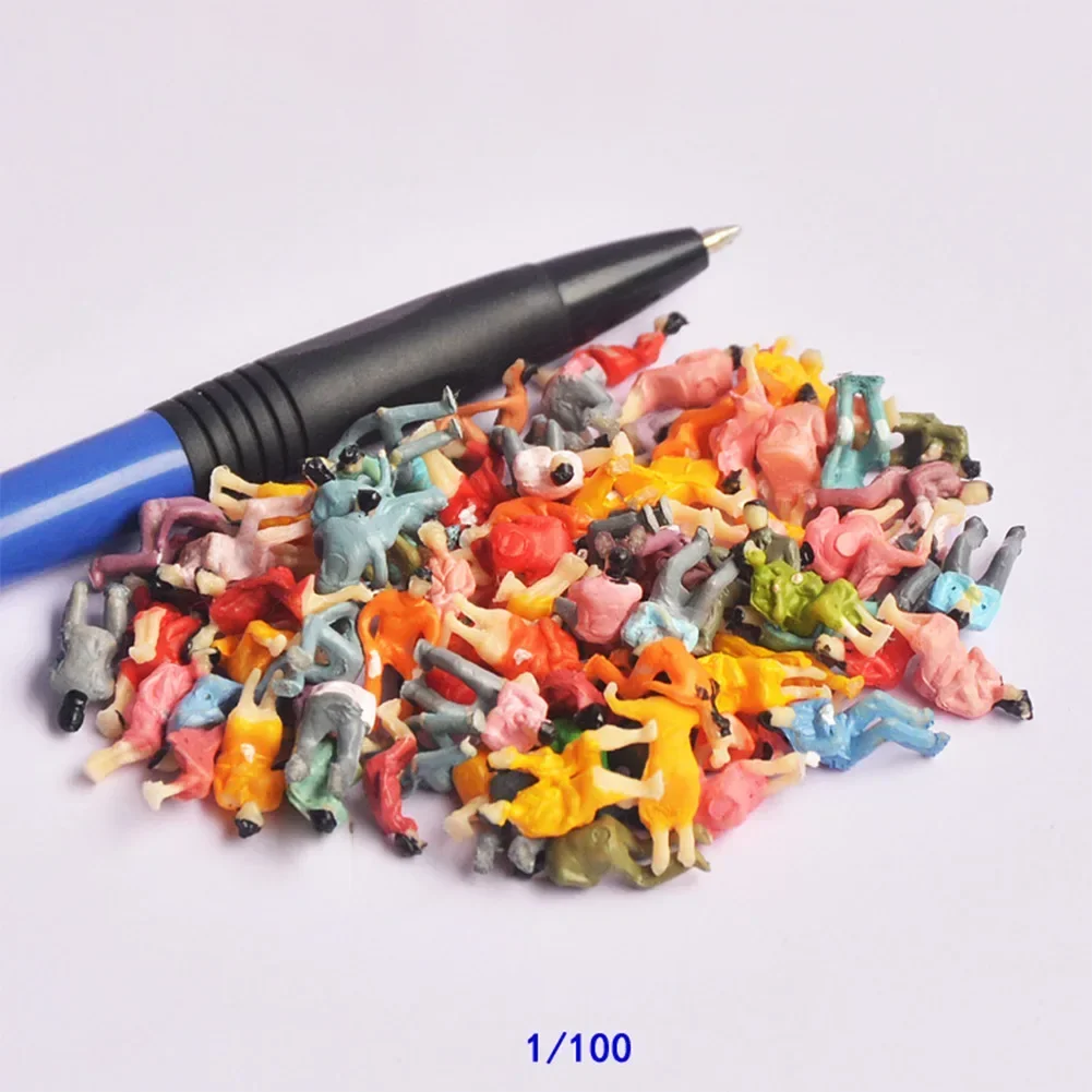 100Pcs ABS People Figures Toys Seated Painted Model 1:100 Scale Miniature People Model Collection Railway Sitting Passengers