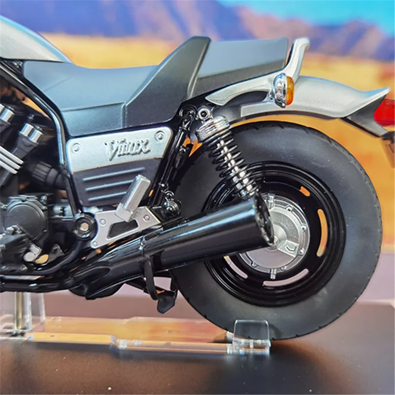 1:12 YAMAHA Vmax Model Motocykla Sportowego z Odlewu Stopu Metalu, Model Motocykla Wyścigowego z Metalu, Wysoka Symulacja, Prezent dla Dzieci