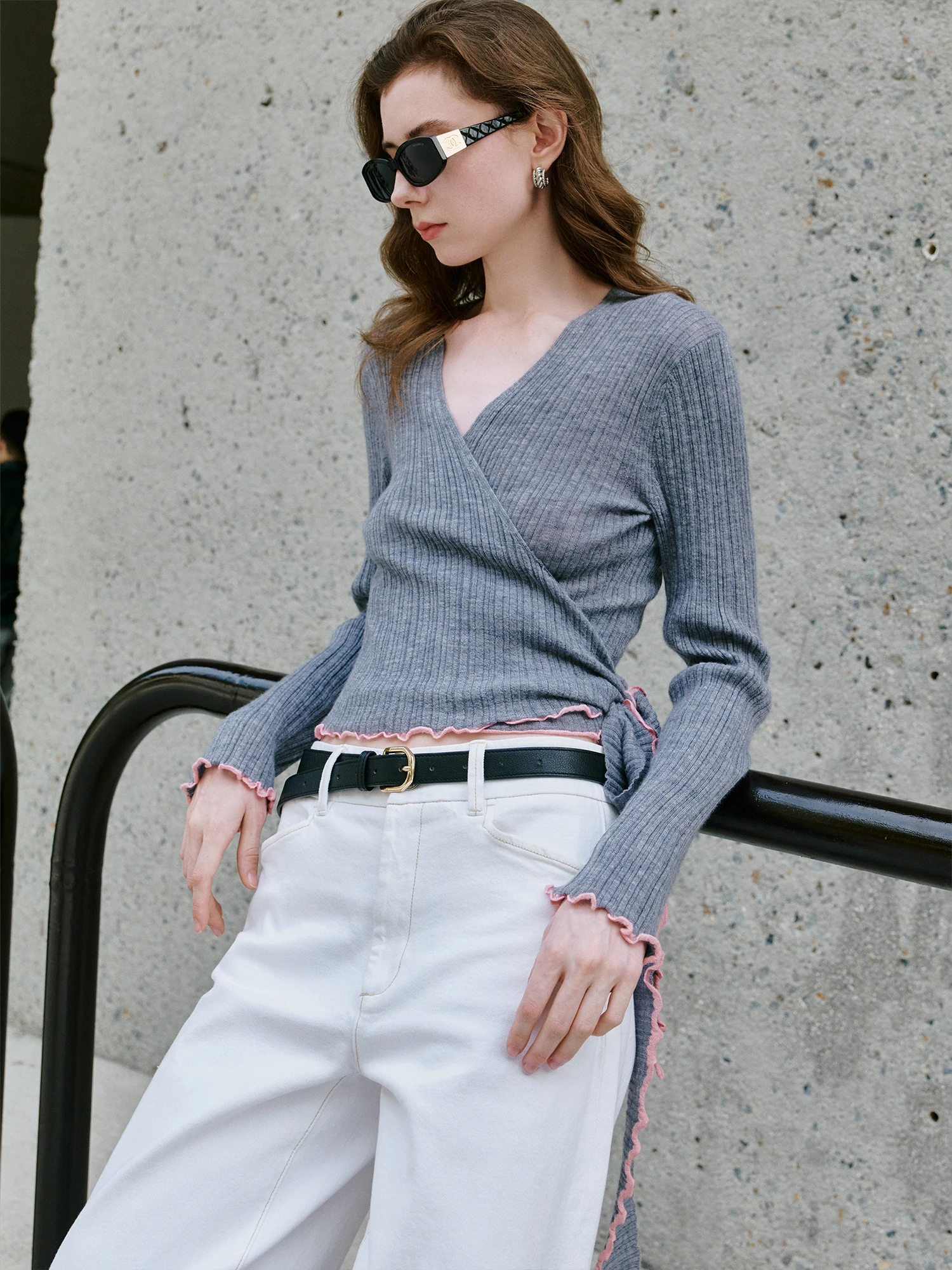 

fini e Fine Spun Camere Knitwear Petal Belted Wrap Sle Long Sve Women's Faion Spring Season