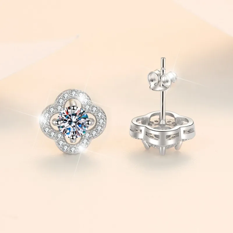 ES0008Lefei Fashion Diamondset Classic 0.5ct Moissanite Lucky Flower Earring For Women 925 Sterling Silver Party Wedding Jewelry