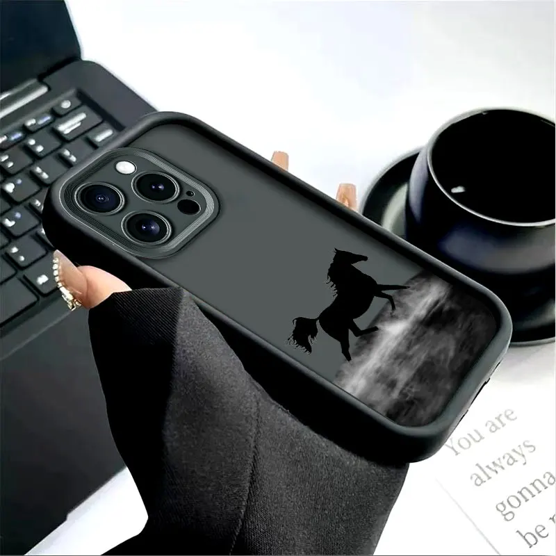 Horse Black Phone Case for iPhone 15 14 13 12 11 Pro Max Plus 13 Mini X XR XS MAX 8 7 Protection Silicone Soft Cover Coque