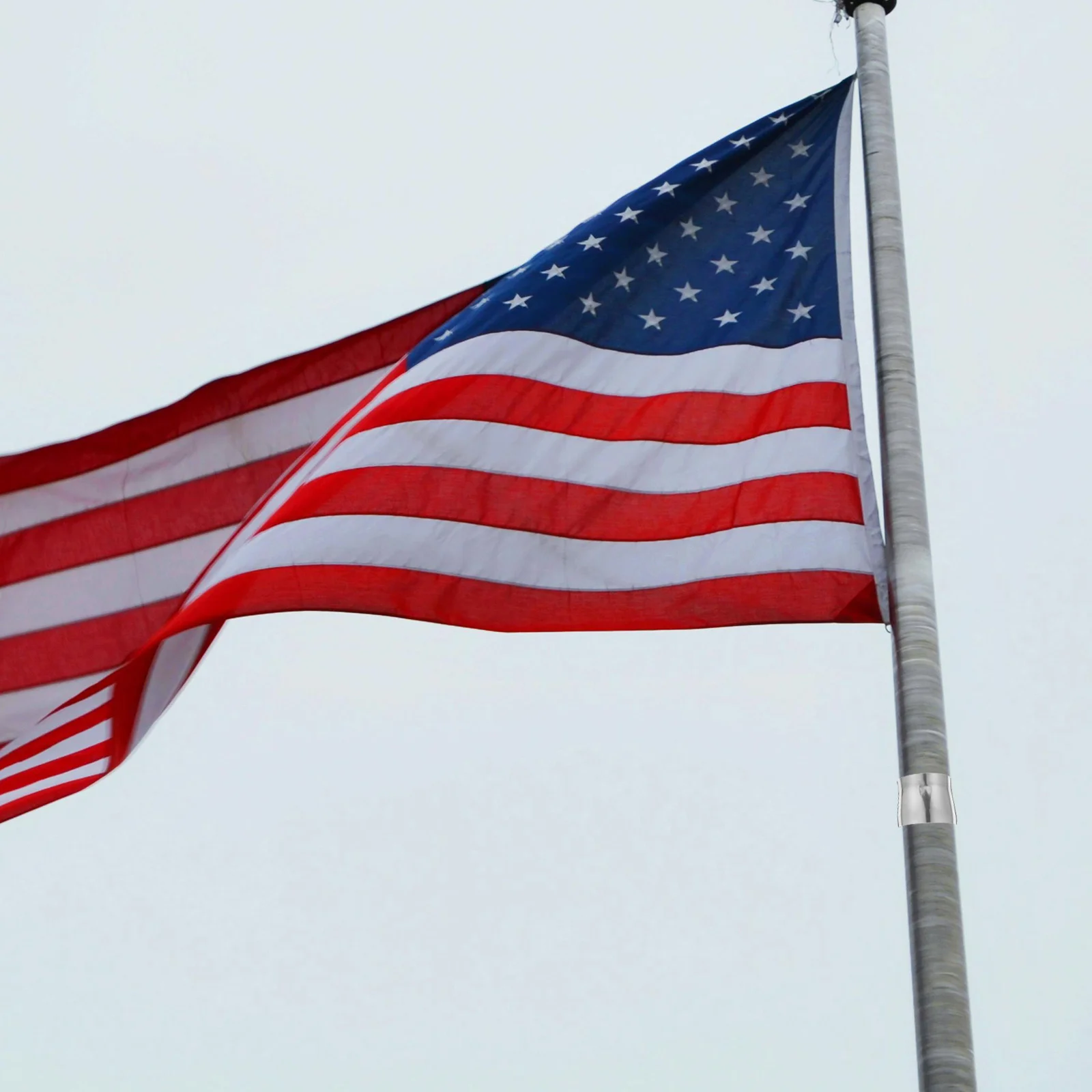 

Stainless Steel Flagpole Connector Durable Weather-Resistant Joint For Secure Section Coupling Heavy-Duty Outdoor Adapter