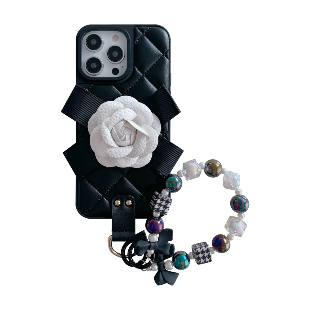 Korea Fashion Camellia Flower Bracelet case for Samsung S22 S23 PLUS NOte 20 Ultra Women Black Crystal Chain Cover Coque Funda