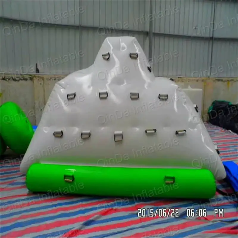 3メートルの長さのプール用インフレータブル遊具、登山ウォーターアイスバーグクライミングウォール、ウォータースライド、フローティングスライドトイ