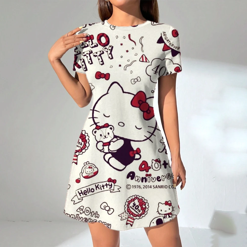 2025 ใหม่สไตล์เกาหลี PLUS-ขนาด Hello Kitty พิมพ์เสื้อยืดผู้หญิงฤดูร้อนหลวม Fit Belly ครอบคลุมชุดนักเรียน ﻿