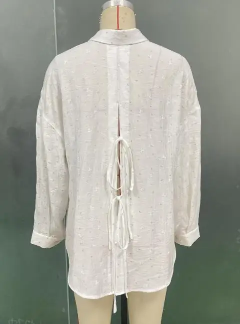 Blusa de mujer 2026 nueva primavera otoño Color sólido temperamento cuello vuelto manga larga suelta ajuste Casual diario camisa con cordones