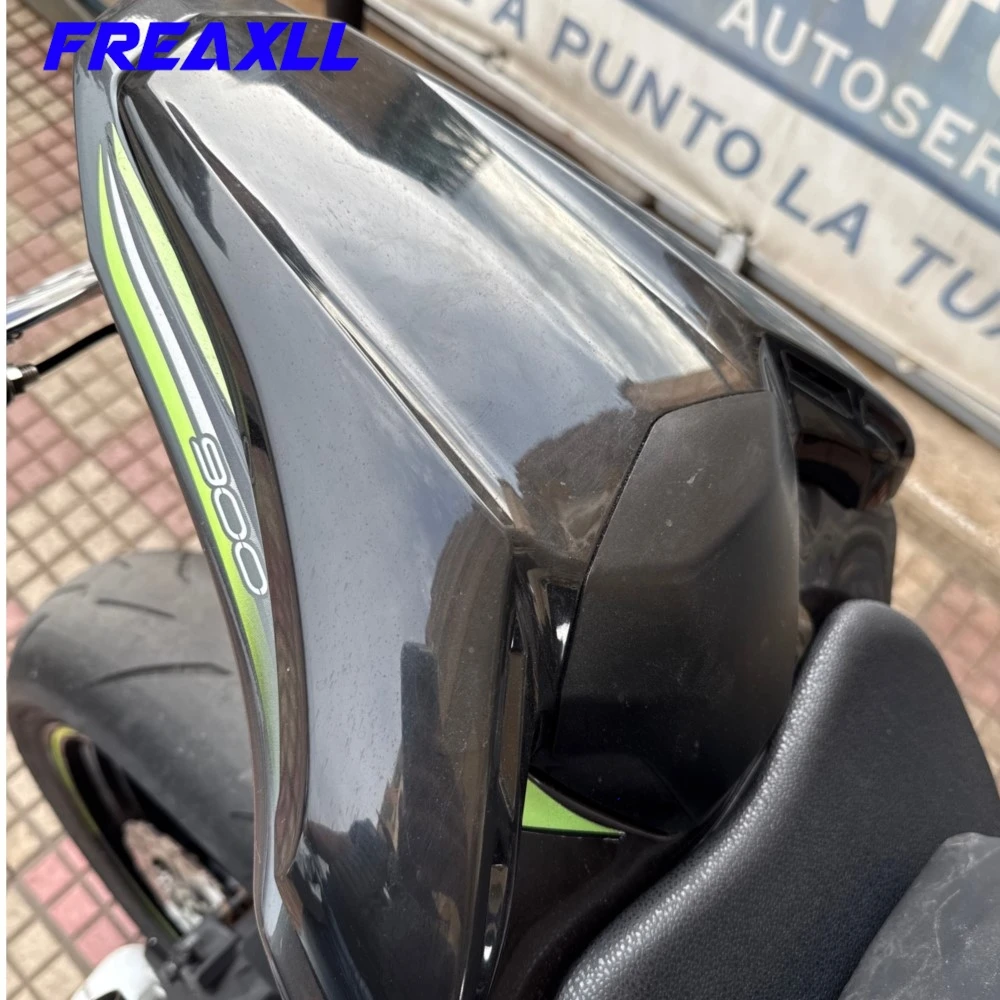 

For Kawasaki Z900 Z 900 ABS 2017- 2021 2022 2023 2024 ZR900 Motorcycle Accessories Rear Passenger Pillion Seat Tail Cover