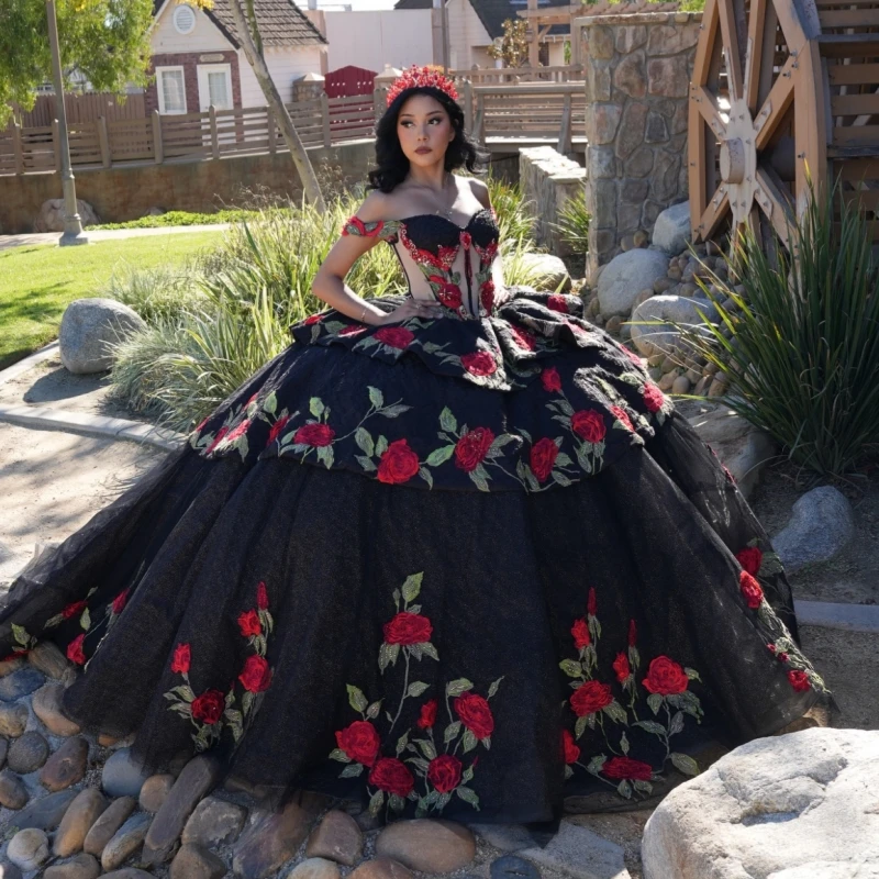 Schwarze Quinceanera-Kleider aus der Schulter, Applikation, Spitze, Perlenstickerei, Tüll, Party, Geburtstag, süßes 16-Kleid, Vestidos 15 De Anos