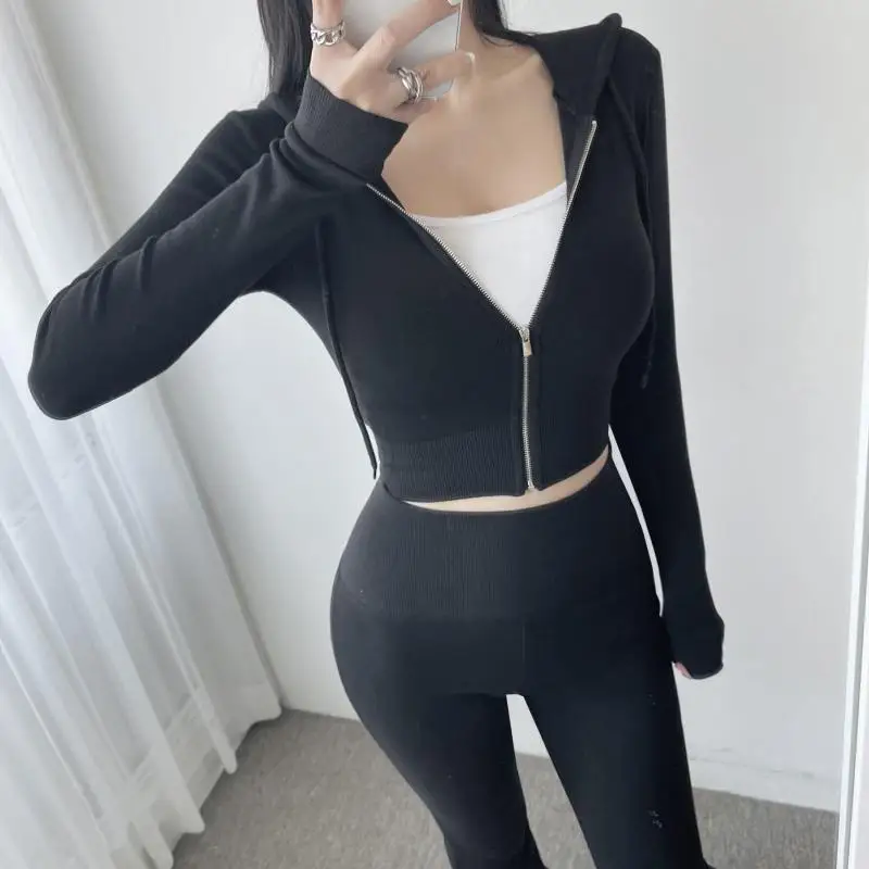 

Elegant Hooded Slimming Casual Outfit Set ME188 Fashionable Body-Shaping Jacket And Pants Ensemble for Women Ages 25-35