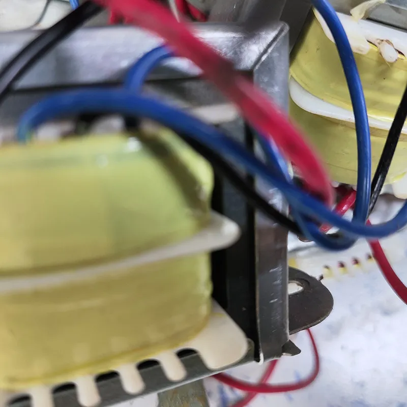 Dismantling and Wire Cutting 40W Square Transformer, Speaker, Square Cow Amplifier, Power Supply, Dual 20V Voltage Isolation