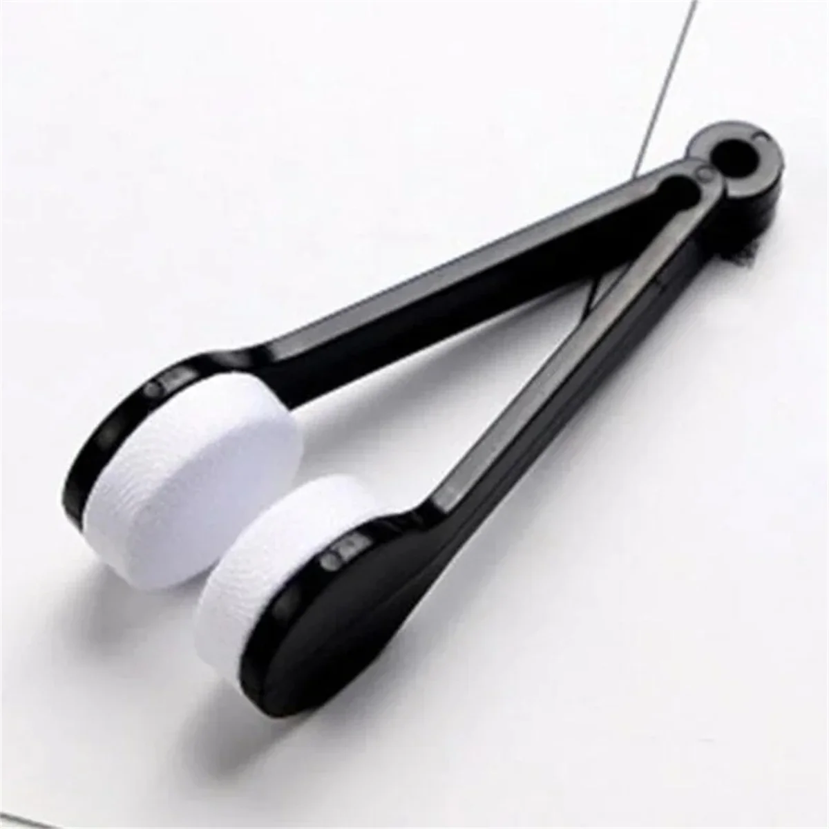 Practical Portable Glasses Cleaning Rub Eyeglass Sunglasses Spectacles Microfiber Cleaner Brushes Wiping Tools Mini - view 6