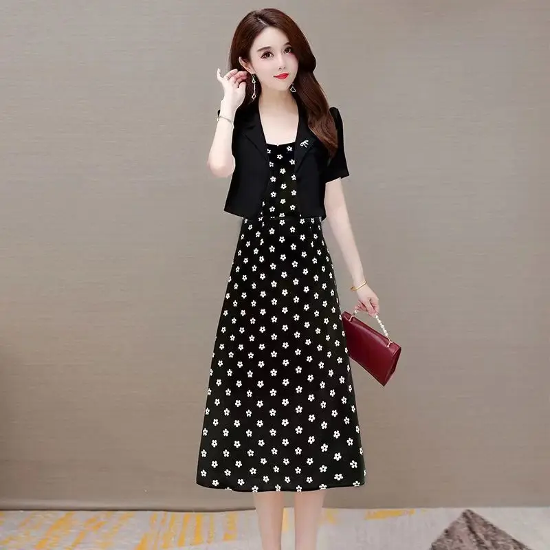 Fashionable Printed Dress for Women 2023 New Summer Fashionable Temperament Reducing Age Short Coat Two-piece Set