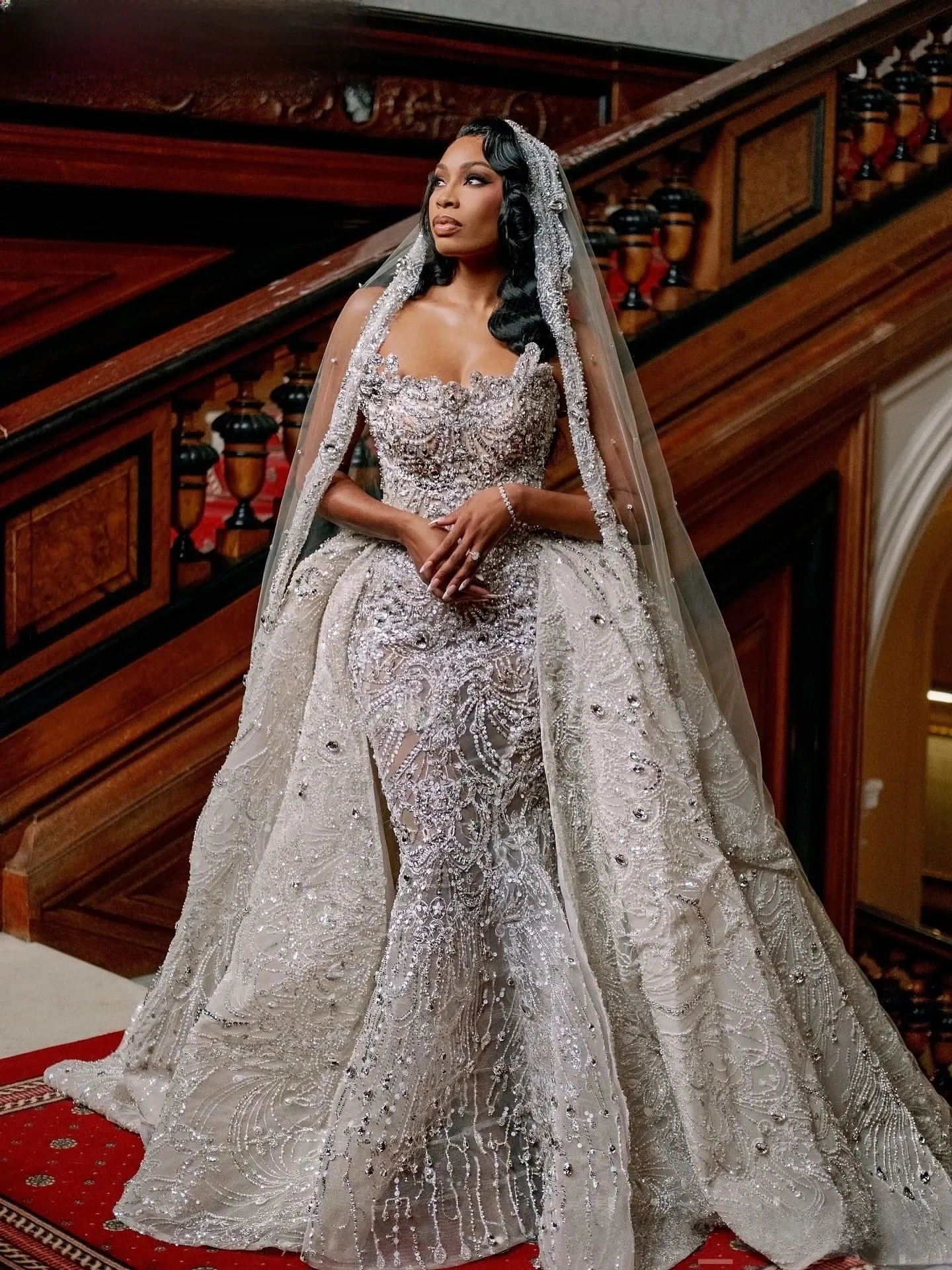 Customized Plus Size Glitter Ivory Wedding Dresses Beaded Crystals See Through Detachable Train Bridal Gowns Dress Brides
