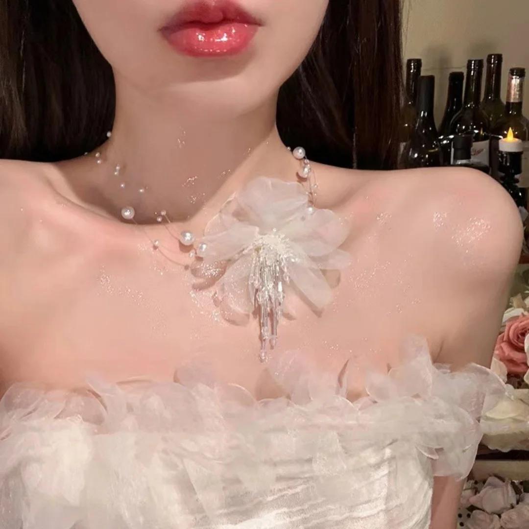 

DUTRIEUX Korean INS Style Flowers Imitation Pearl Necklace Clavicle Chain Fairy Flower Layered Lockbone Choker Jewelry Gifts