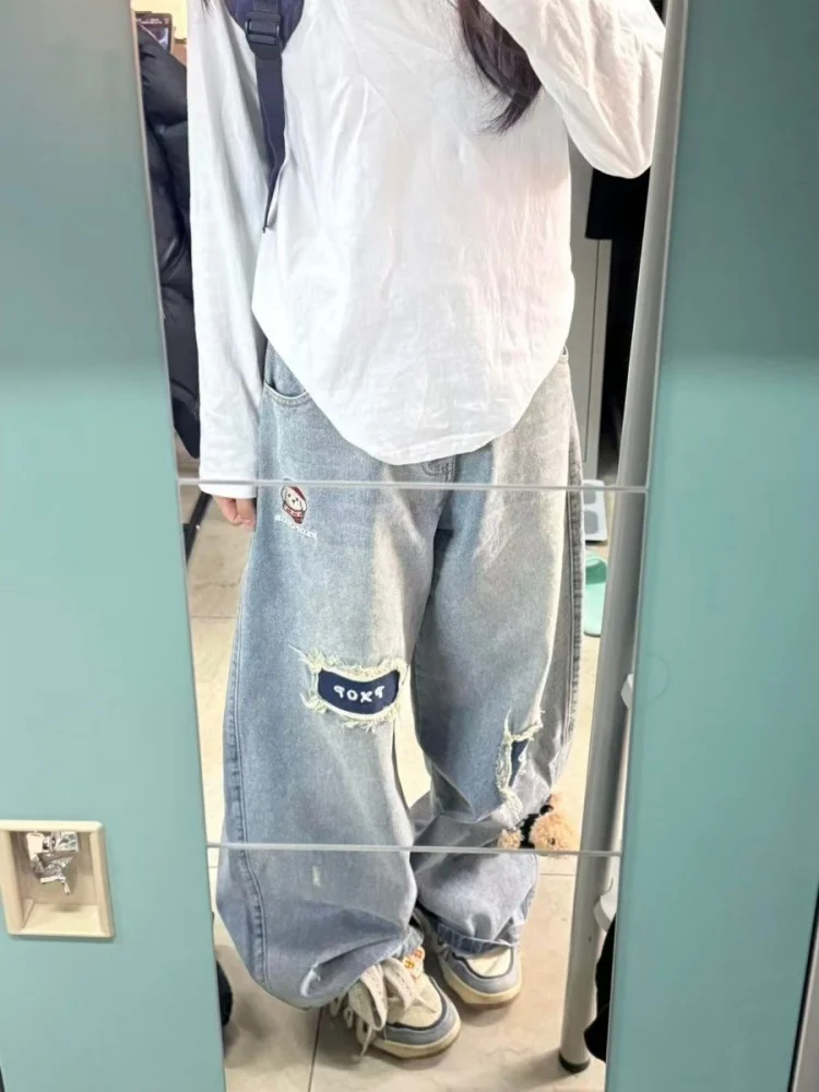 

American Style High Waist Loose Fit Denim Jeans Women's Spring 2026 Bear Embroidery Wear Resistant Wide Leg Floor Length Pants