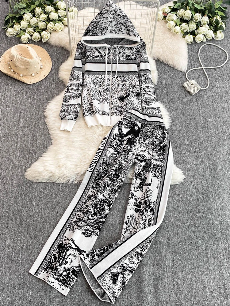 Autumn Winter New Temperament Crew Neck Slim Knit Sweater Loose Trousers Animal Pattern Printed Two-Piece Suit