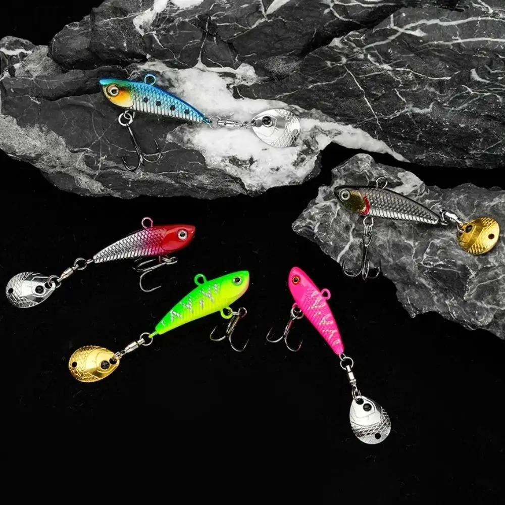 Crankbait mini de hundimiento con vibración para agua salada