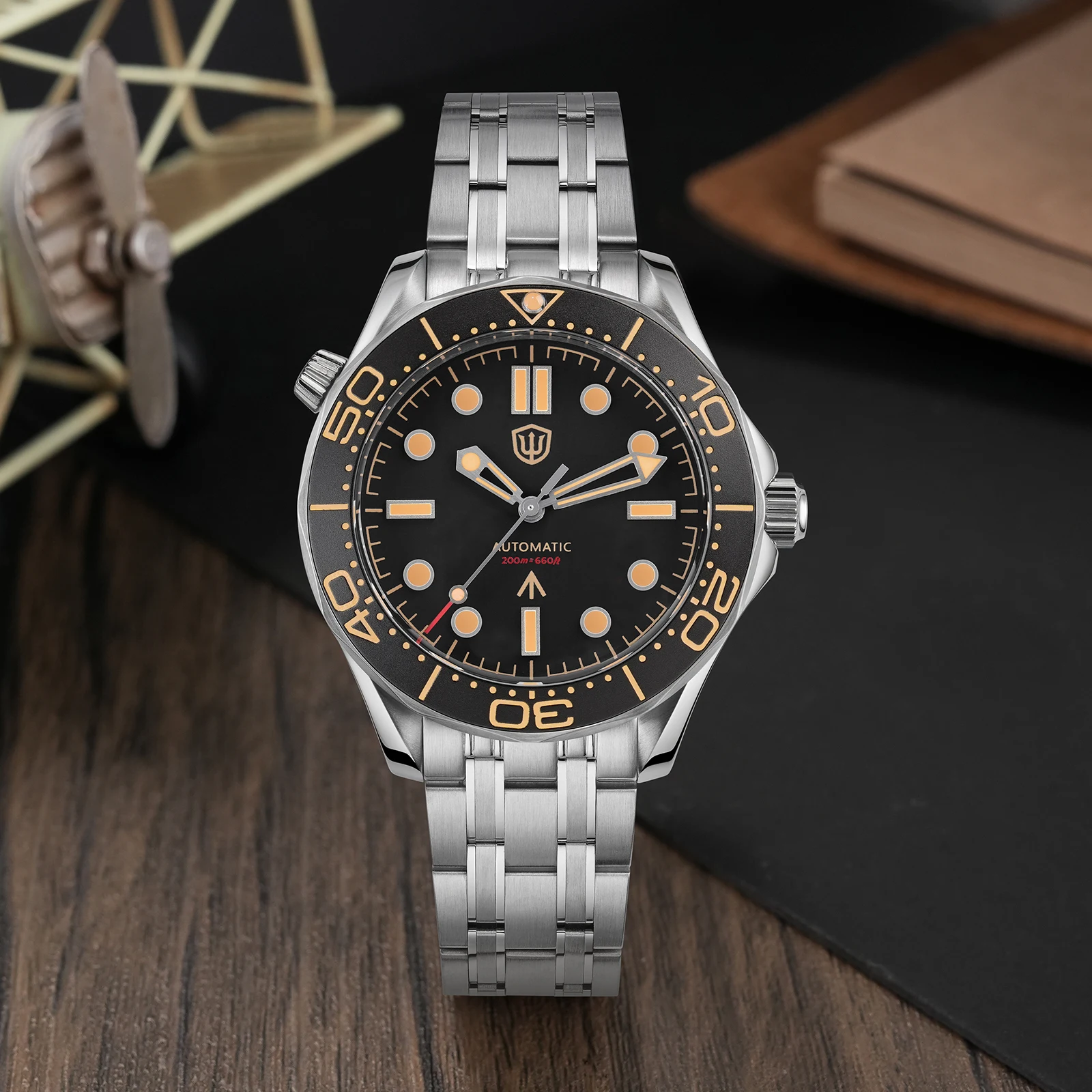 Watchdives WD007ST NTTD-Uhr, NH35/NH38-Uhrwerk, gewölbter Saphir, 200 m wasserdicht, Fliegenverstellverschluss, leuchtende 39 mm WD007-Uhren