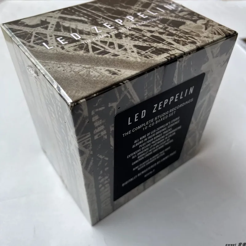 

Heavy Metal Band Complete Collection of European and American Rock Music 10CD Music Collection Gift Box