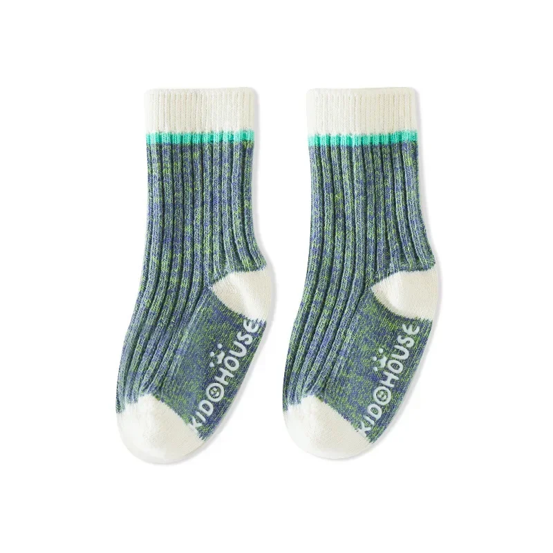 1 paar Warme Kalb Socken für Baby Junge Mädchen Süßigkeiten Farbe Gestreiften Kurzen Socke Herbst Winter Nicht-slip Socke baby Kleidung Günstige Sachen