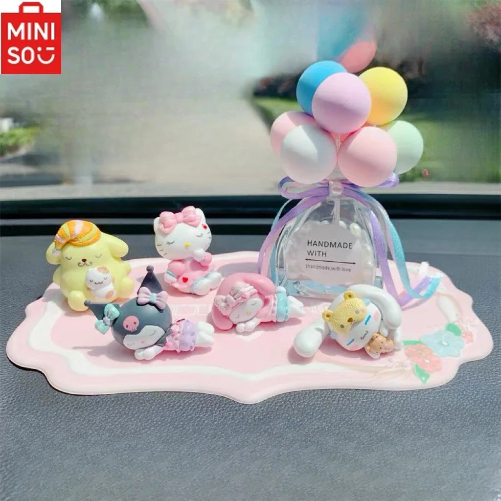 MINISO Sanrio Hello Kitty Car Resin Combination Ornaments Kawaii Pudding Dog Melody Kuromi Girls Car Center Console Decoration