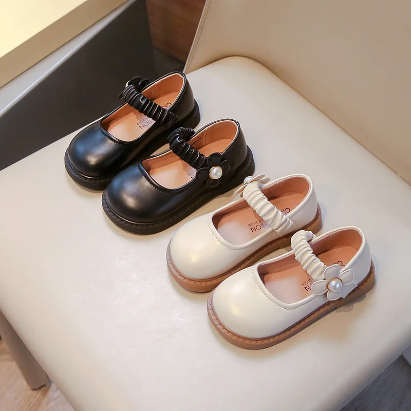 

2025 Spring Burst Pearl Flowers Decorated Korean Version Leather Shoes Round Toe Fashion All Match Children's Shoes