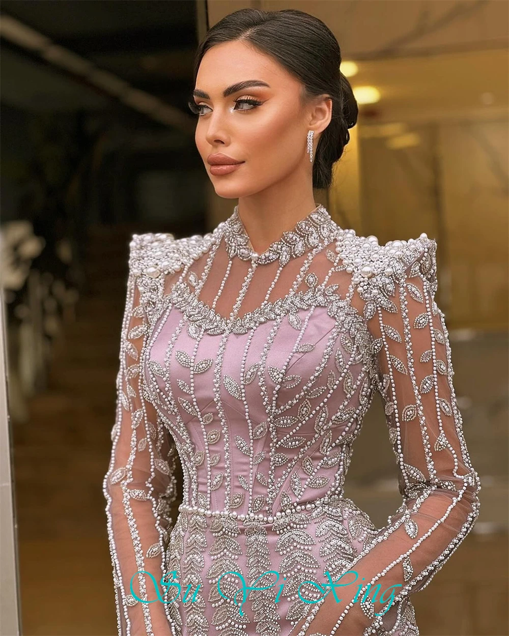

Customized Simple Straight Organza Evening Dress Formal O-Neck Long Sleeves Celebrity Gowns Soft Pearls Crystal Cocktail Dresses