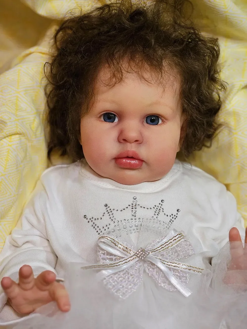 Indywidualna limitowana dostawa 22-calowego Reborn Baby Ellie z ręcznie ukorzenionymi włosami Już ukończona lalka z ręcznie ukorzenionymi włosami