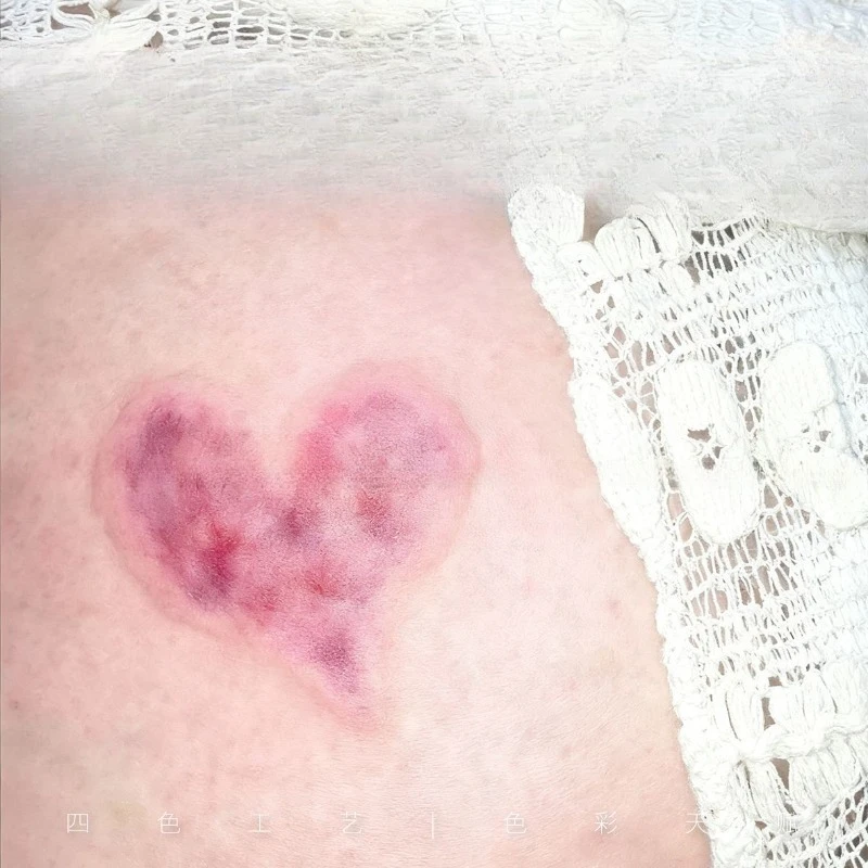 

Временные татуировки со шрамом в виде красного сердца для женщин и мужчин, художественная тотемная татуировка, наклейка, сексуальная поддельная татуировка в стиле панк, водонепроницаемая наклейка для косплея