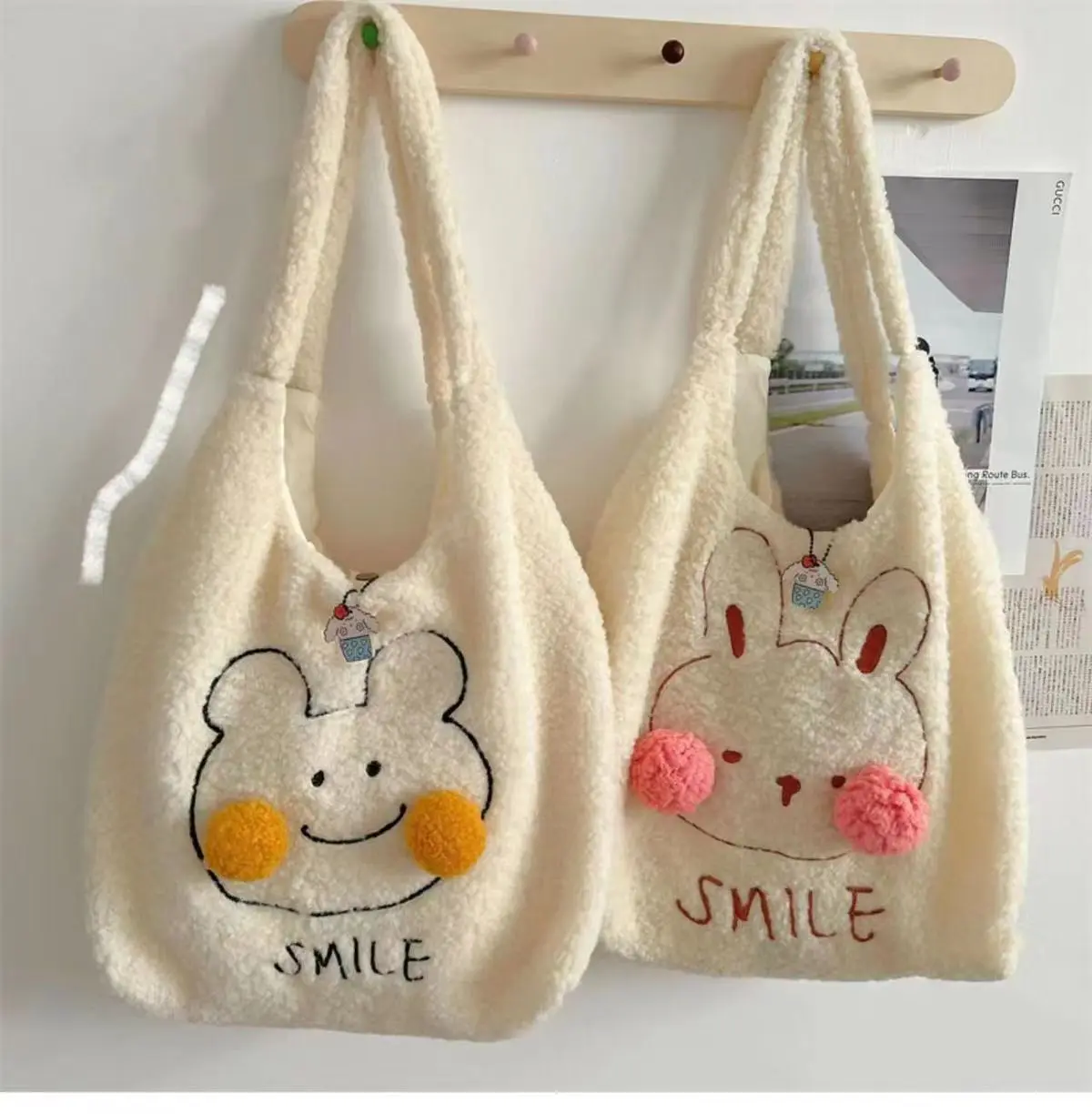 New Winter Soft Plush Tote Bag Women Cartoon Embroidery Imitation Lamb Hair Shoulder Bag For Women 2022 Shopper Bag Bolsa