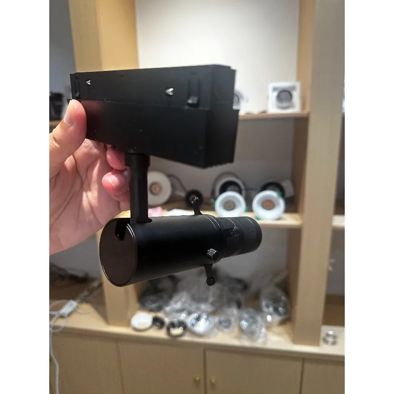 كشاف مسار المتحف أسود أبيض ضوء المسار المغناطيسي 0-10 فولت ذكي دالي ديم #6