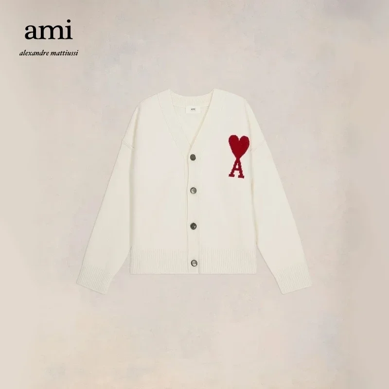 2025 New Luxury Brand Man Woman Heart Embroidered Cardigan Sweater Classic Warm AMI Sweater Amiparis Fashion Sweater