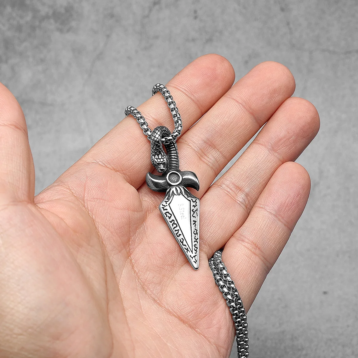 Snake Dagger Stainless Steel Men Necklaces Pendant Chain Punk Stylish For Women Fashion Jewelry Gifts Wholesale Dropshiping