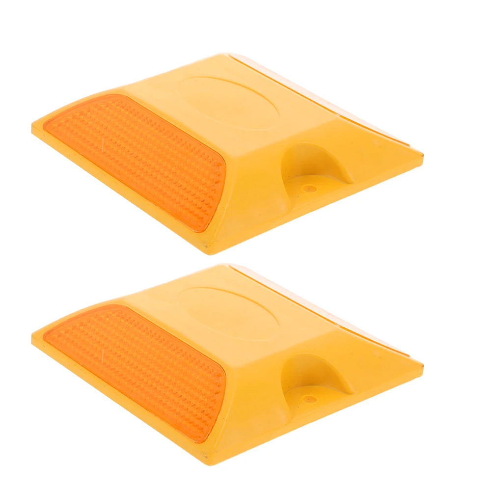 

2pcs High Visibility Reflective Road Markers Street Pavement Safety Reflectors Double-Sided Design Night Visibility Markers