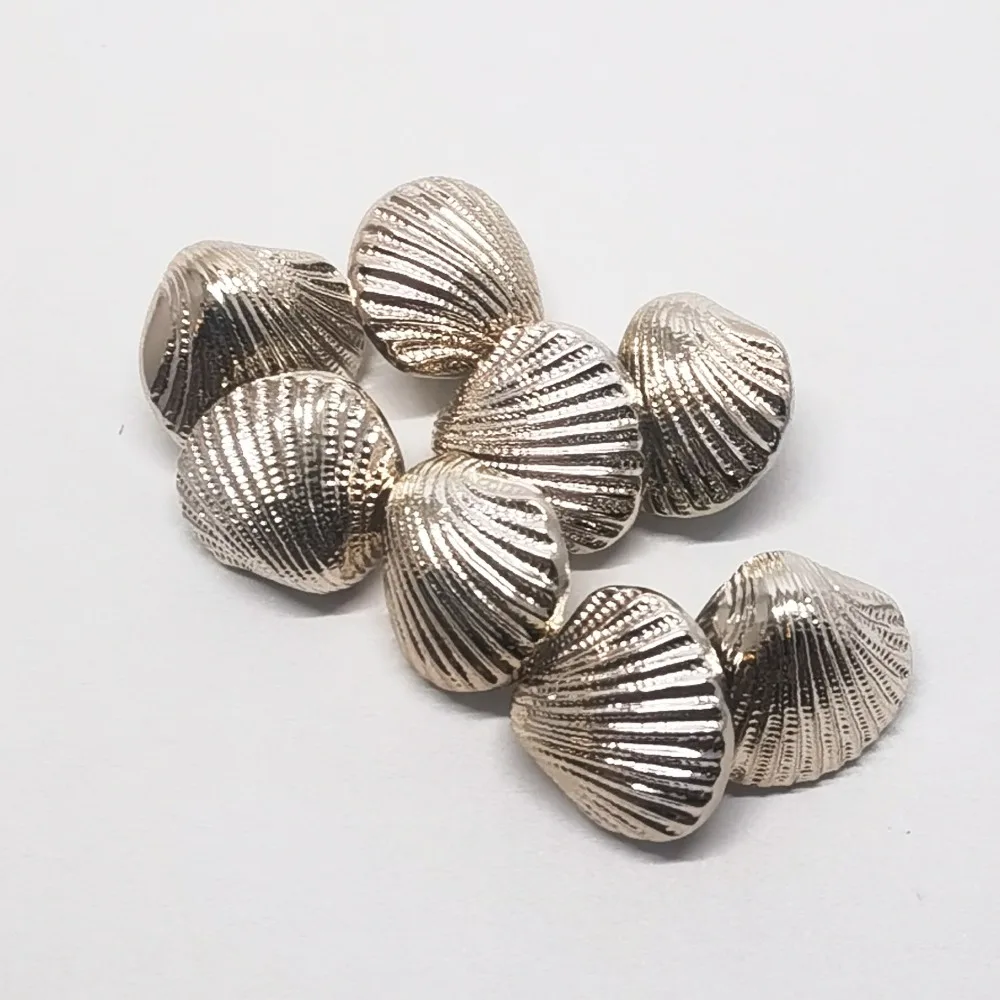 10pcs Creative Shell-shape Buttons 12mm Fashionable Acrylic Shell Shank Buttons Apparel Sewing Accessories