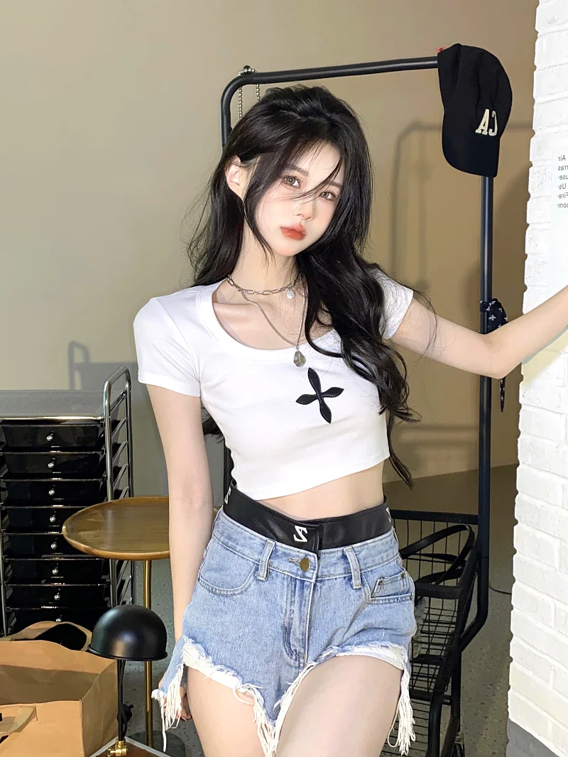 하이웨이스트 크롭탑 여성 여름 타이트핏 재즈댄스 또는 스트릿 스타일 프린트 코튼 블렌드 기하학 패턴 티셔츠