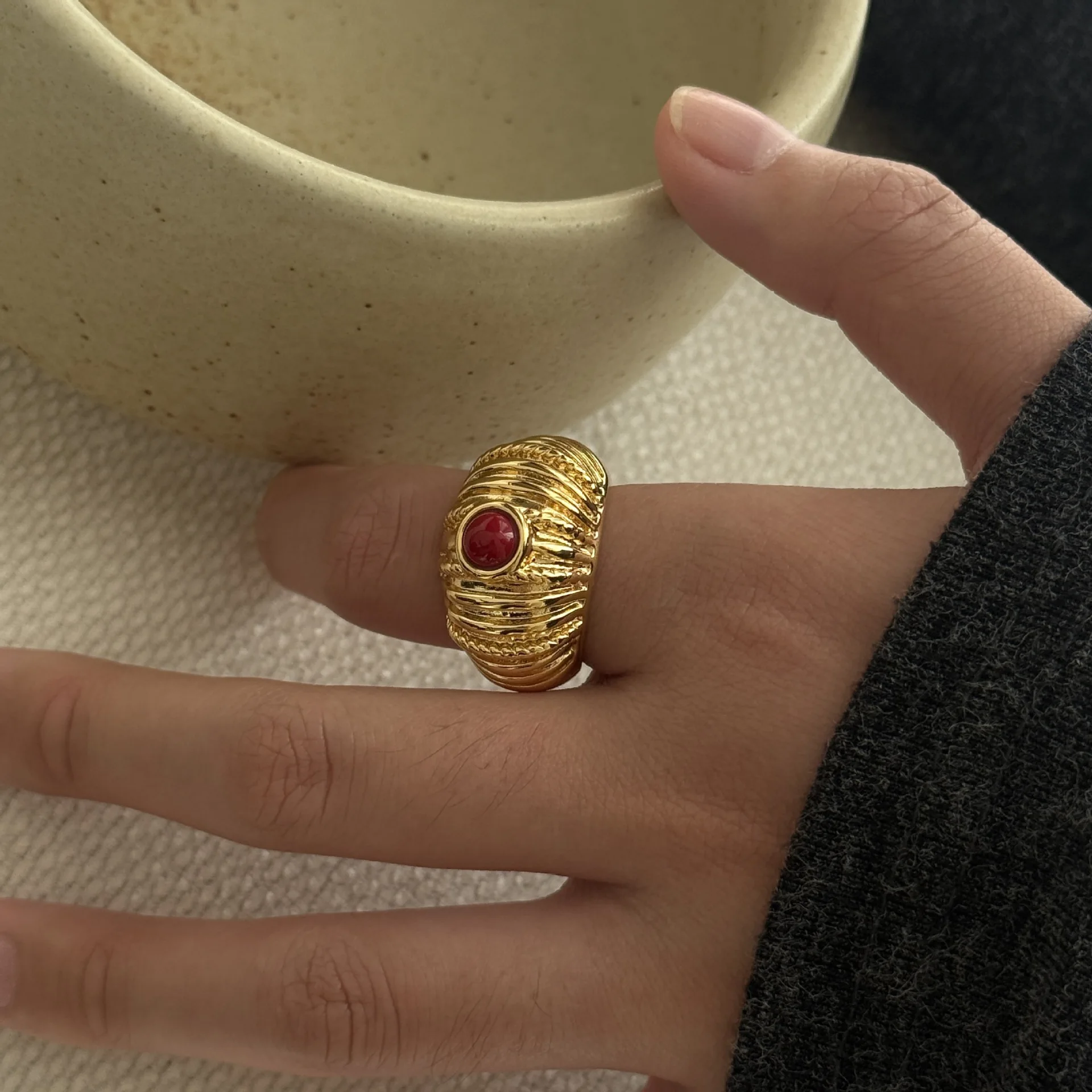 American Heavy Industry Medieval Croissant Ring Female Personality Temperament Multi-layer Pumpkin Texture Index Finger Ring