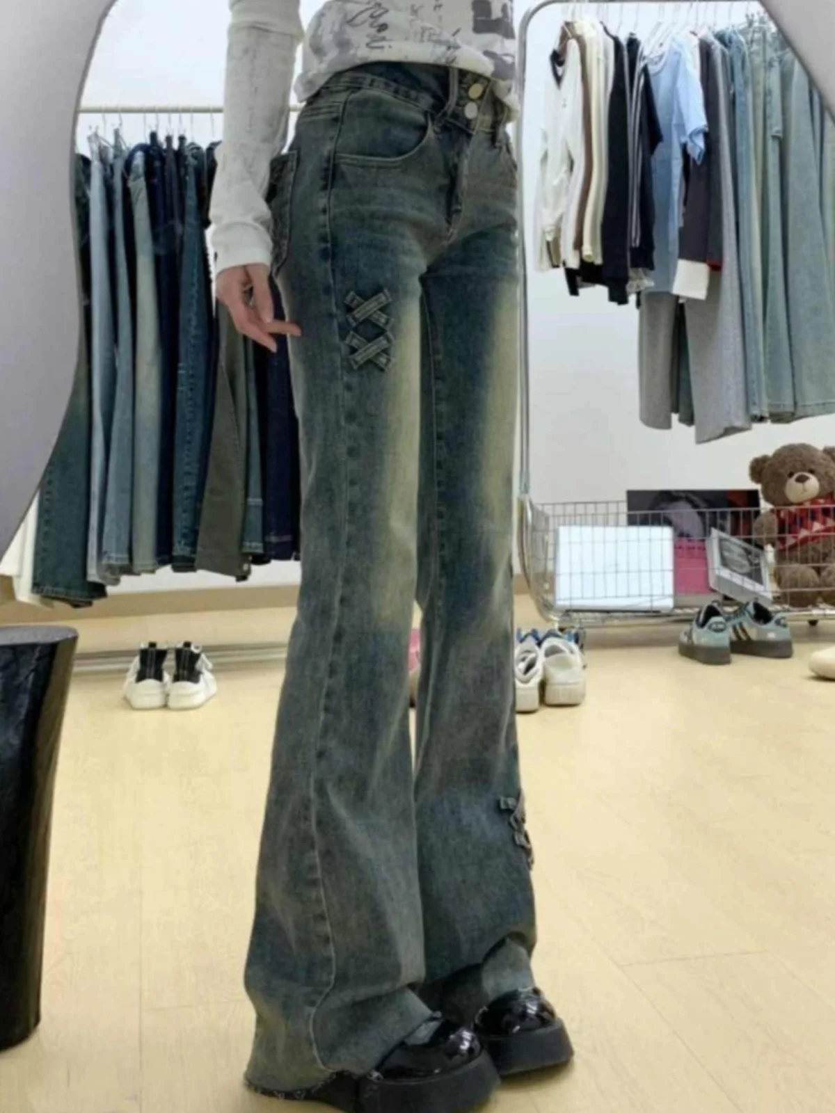 

Ретро джинсы с высокой талией и удлиненным низом, весна-лето, новые, стройнящие, с узлом, расклешенные, для высоких женщин