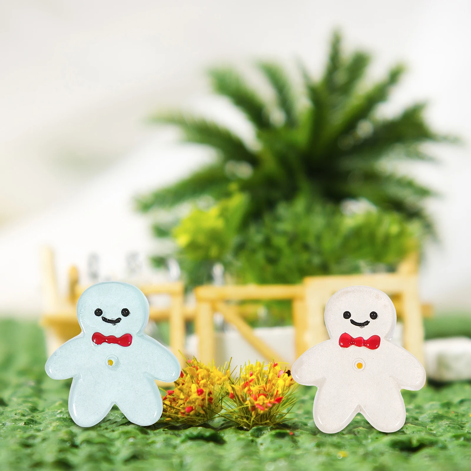 

30pcs Mini Gingerbread Man Statue Resin Desk Ornament Fairy Garden Decor Small Figurine Micro Decoration Craft