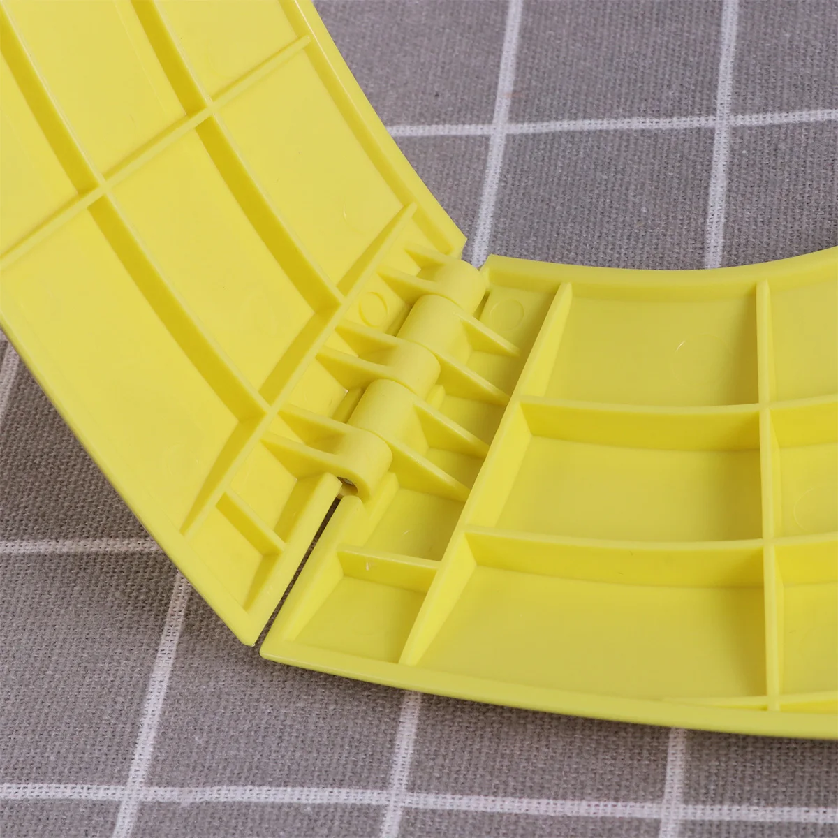 Durable Foldable Toilet Seat Pad Compact Size Universal Fit for Most Toilets Easy to Clean Toilet Seat Pad