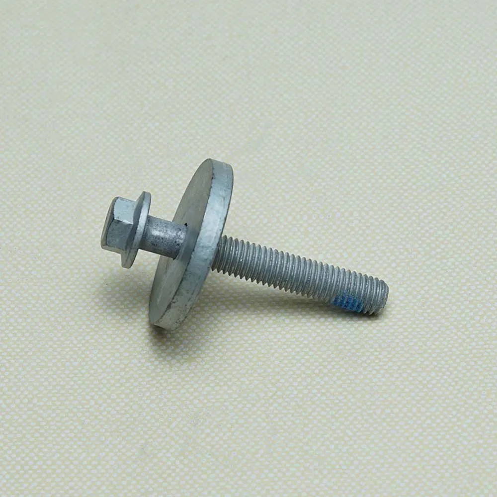 30670602 Automobile Axle Bolt Rear Half Shaft Screw For Volvo C30 S40 S60 S80 S90 V40 V60 V90 XC60 XC70 XC90 30741287 30640878