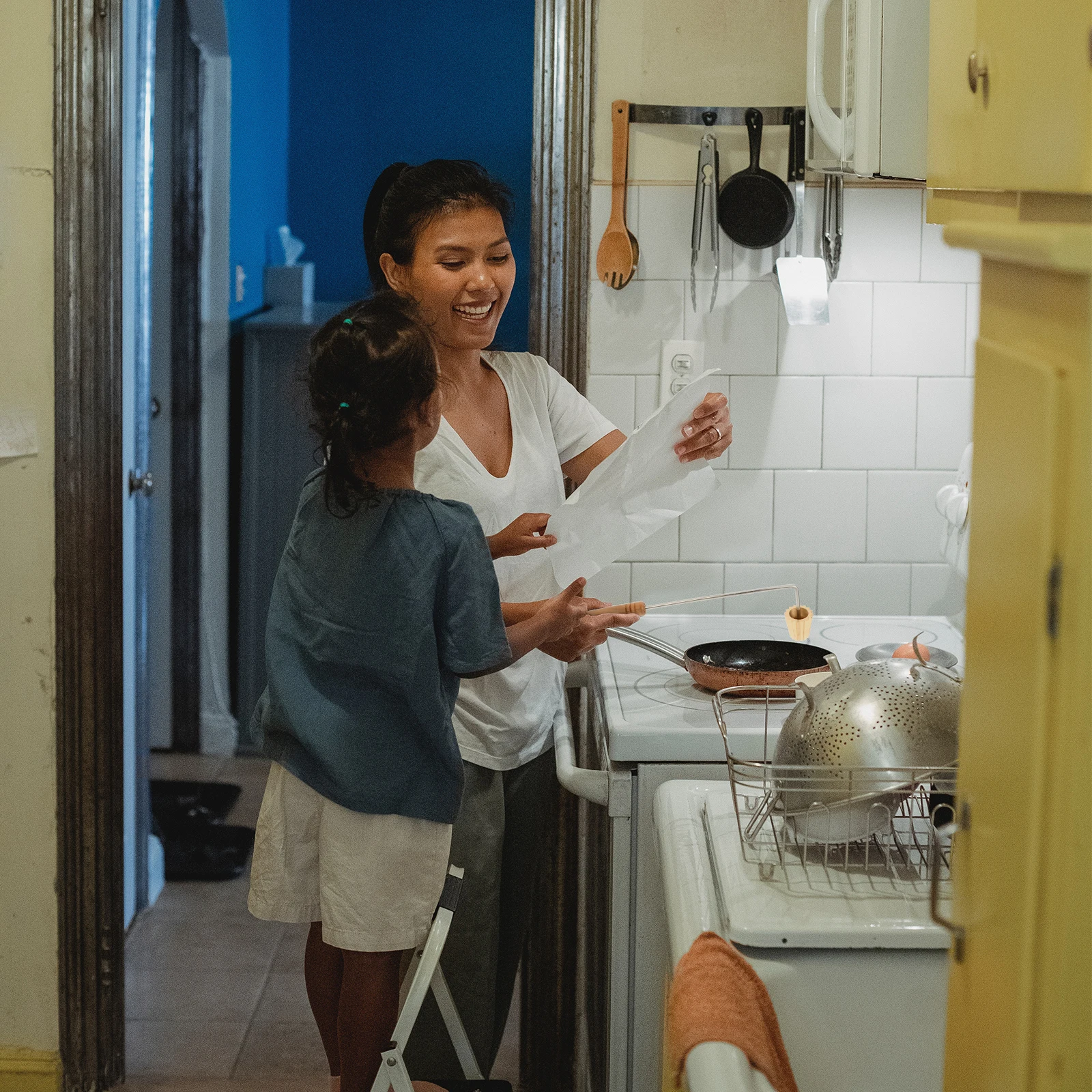 

Thin Pancake Mold Mini Golden Cup Kitchen Tool For Diy Pastry Egg Tart Malaysia Baking Mould Small Golden Cup Mold Baking Supply