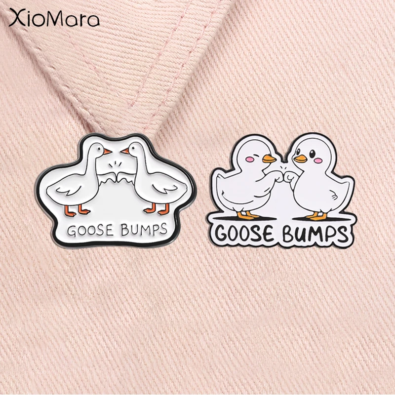 Goose Bumps Enamel Badge Funny Geese Fist Bump Pins Cartoon Animal Brooches Lapel Hat Bags Decor Jewelry Gifts for Friends
