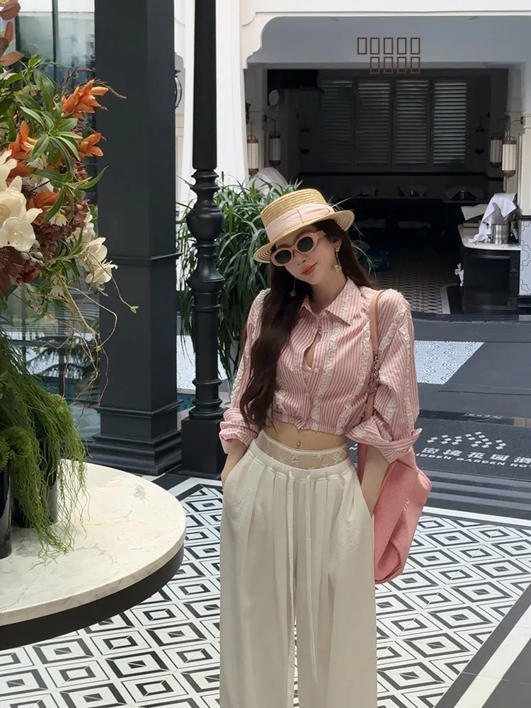 

Женская рубашка в стиле ретро с кружевной отделкой и полосками, повседневный дизайн, весна 2026, из смесового хлопка и полиэстера