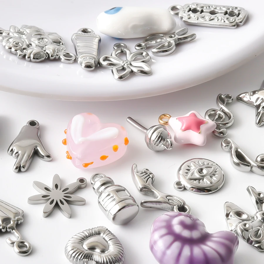 5 Stück Edelstahl-Kamm- und Scherenanhänger für Schmuckherstellung, anlaufgeschützt, DIY-Metallanhänger für Ohrringe und Taschen-Dekoration – Detail 2