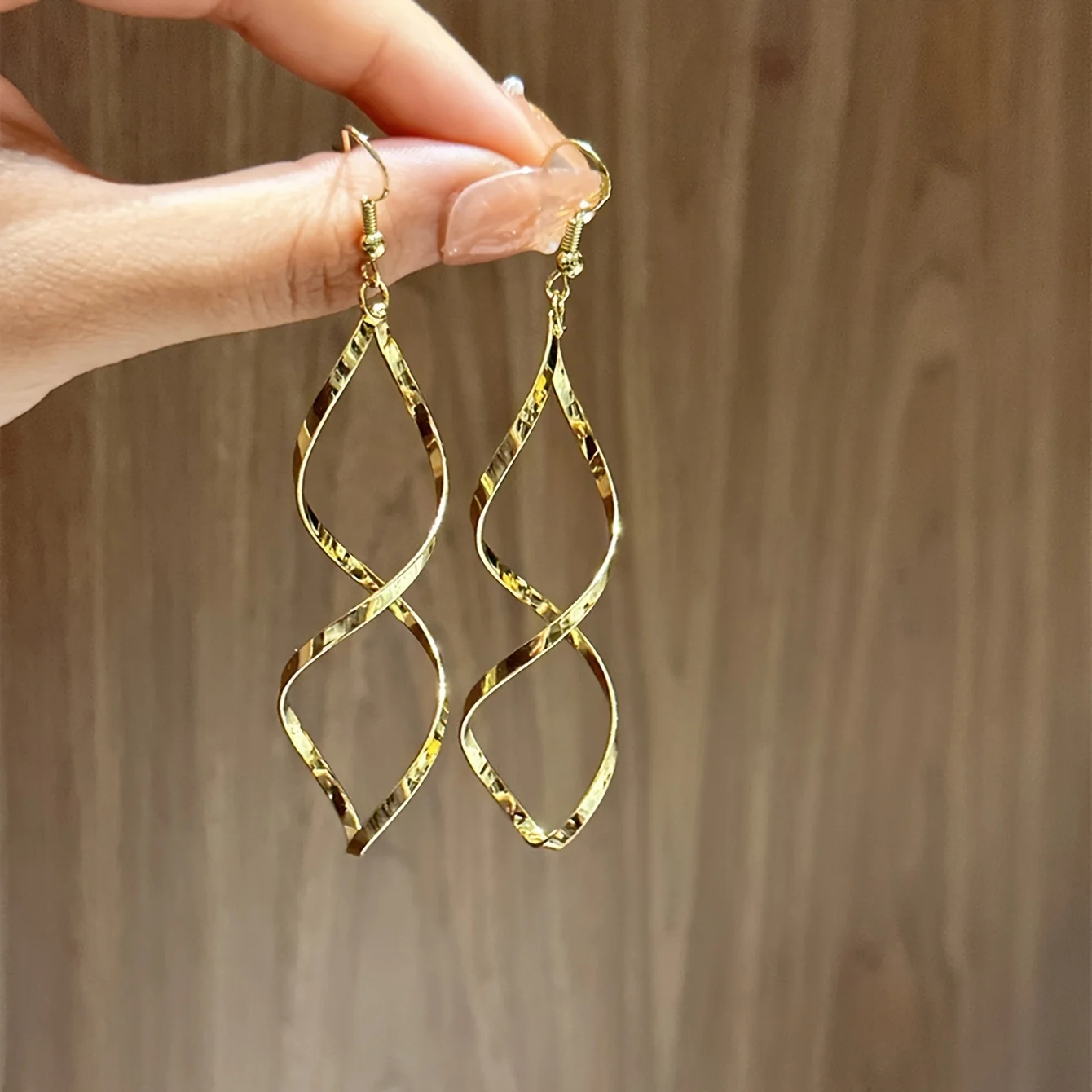 Thumbnail 2 - #50 Best Earrings to Buy In 2026
