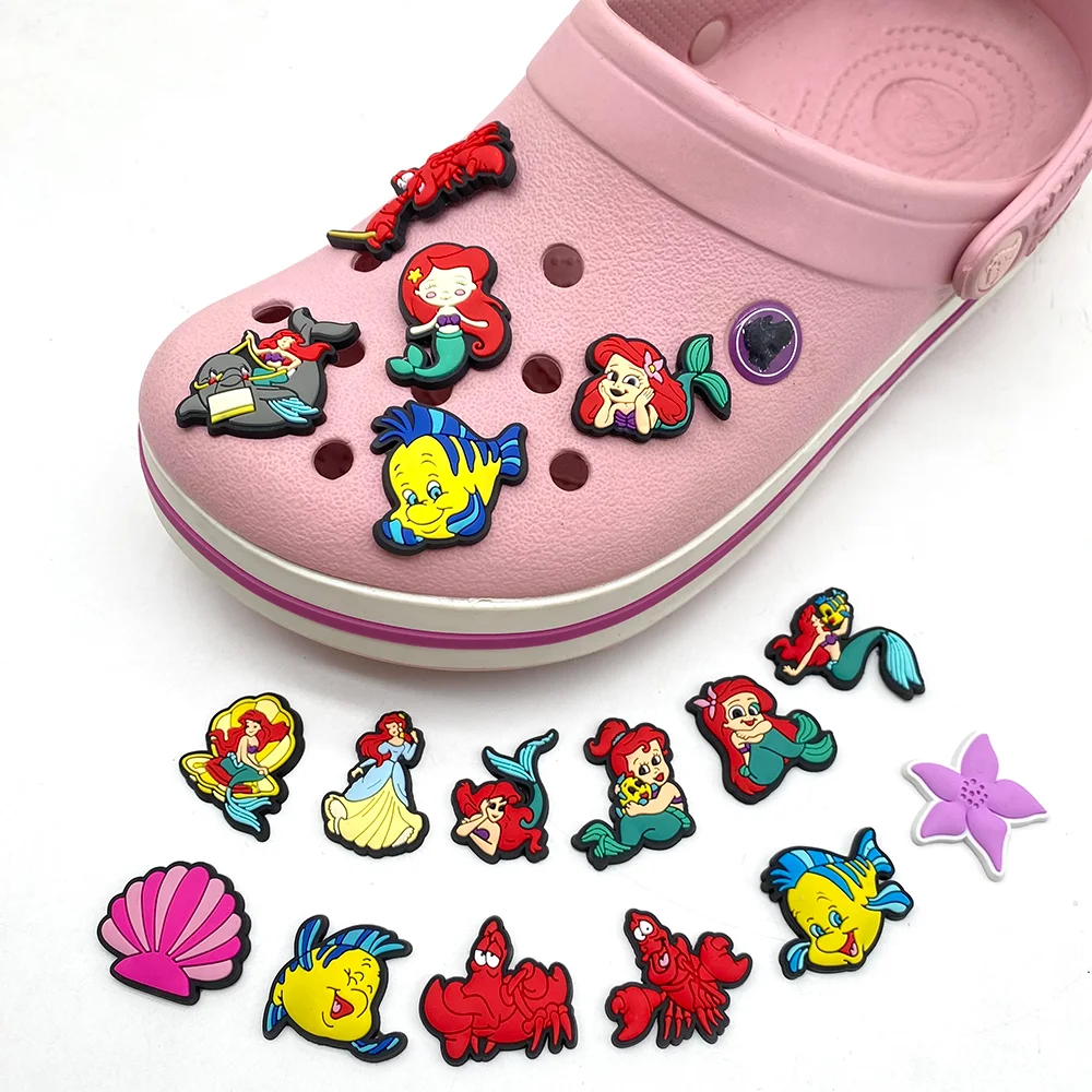 Лидер-продаж-1-17-шт-обувь-принцессы-Диснея-Ариэль-из-ПВХ-украшения-для-сабо-детская-обувь-с-пряжкой-«Русалка-Миносо»-подвески