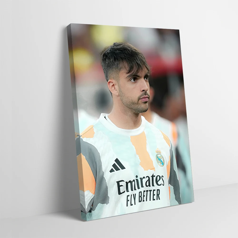 Póster de jugador de fútbol de Raúl Asencio Real Madrid, lienzo impreso personalizable, pintura para imágenes, arte de pared, decoración de baño y habitación
